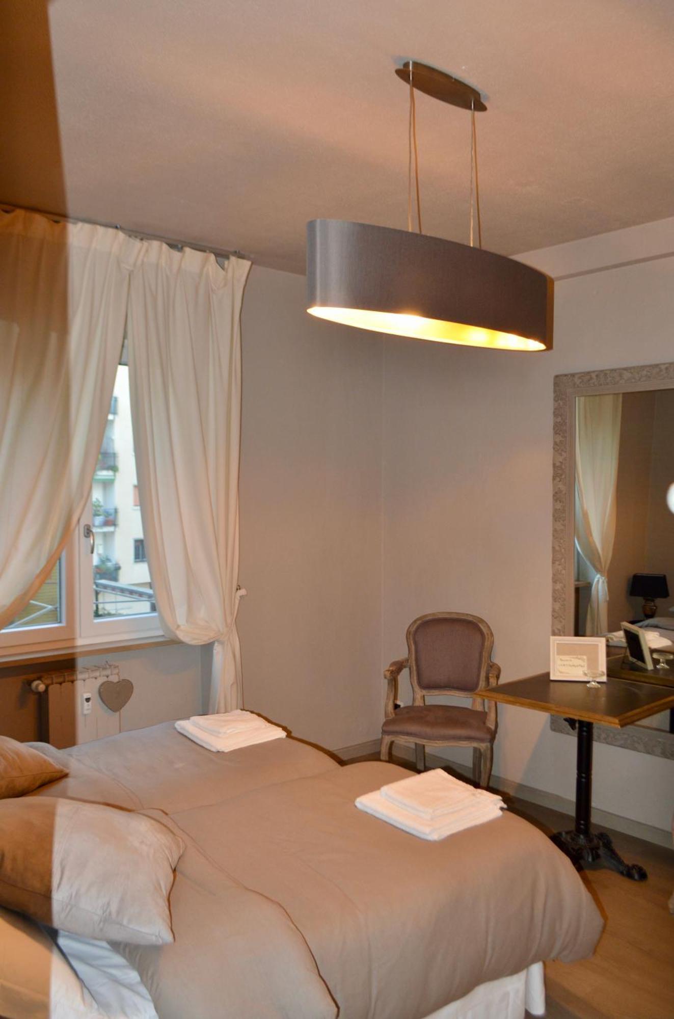 Micasa Apartment Милано Екстериор снимка