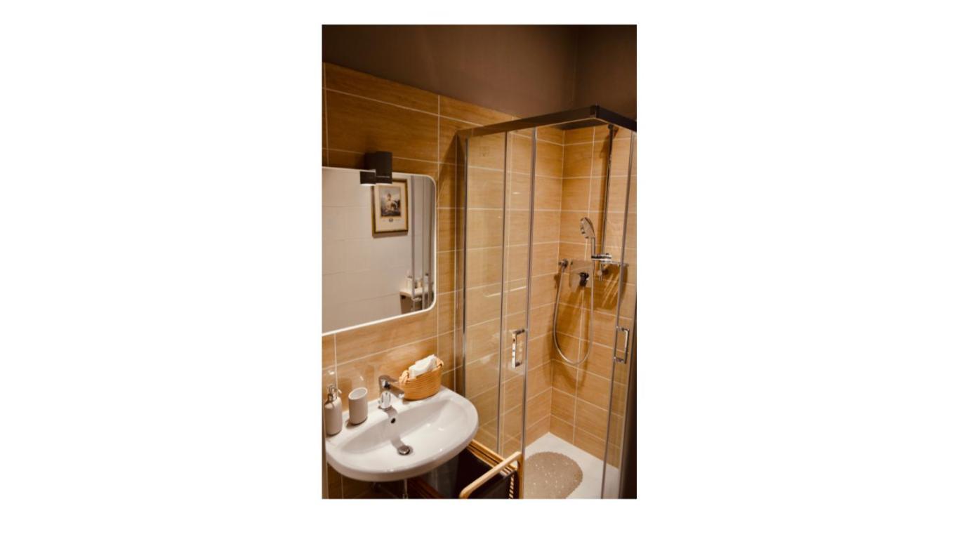 Micasa Apartment Милано Екстериор снимка